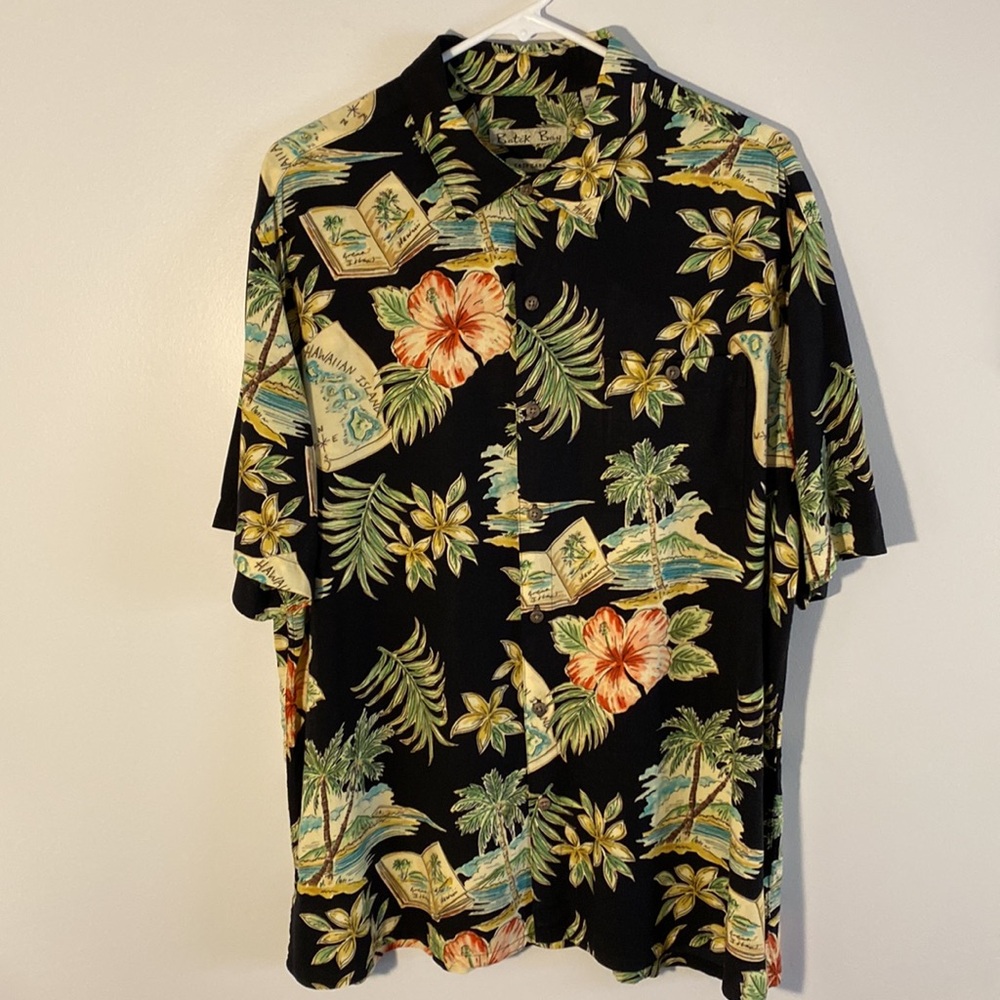 Batik Bay Men’s XL Hawaiian Casual Short Sleeve Shirt Travel Cruise Wear